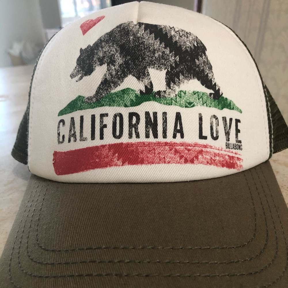 California love hat